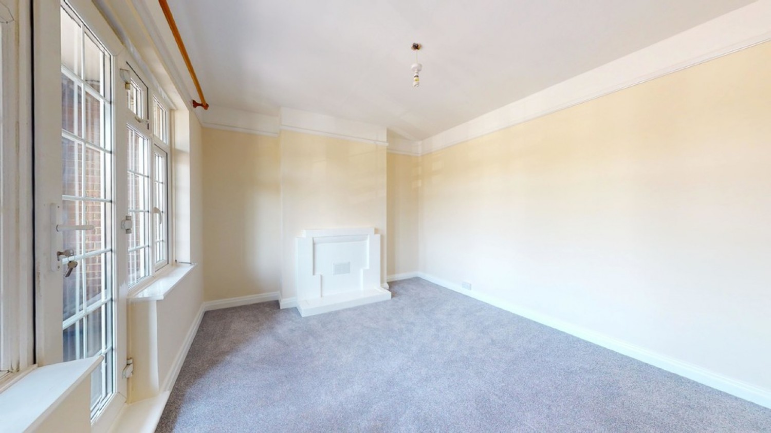 3 bedroom Flat for Letting Elms Parade, Botley