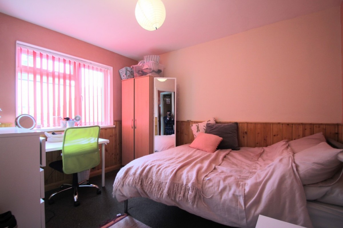 Morris Crescent, Cowley