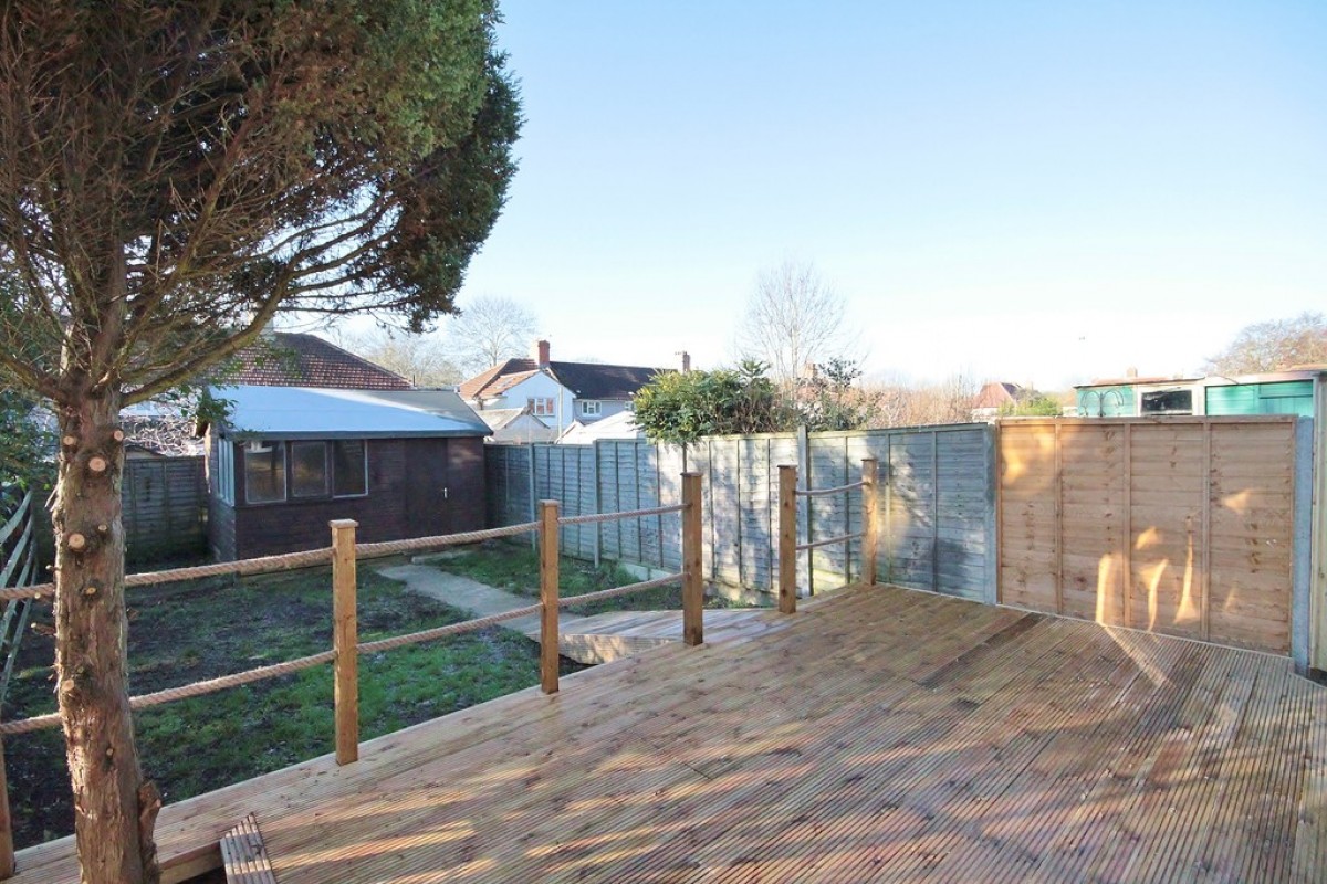 Swinburne Road, Cowley