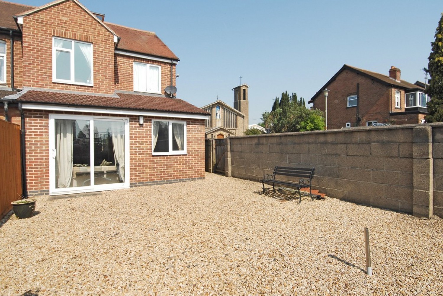 4 bedroom House in Hollow Way, Cowley