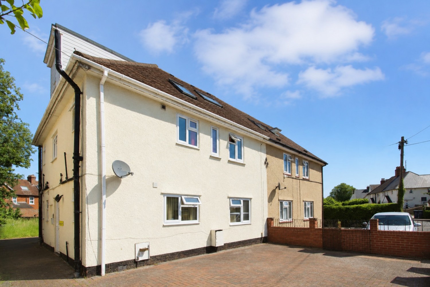 1 bedroom Flat for Letting Swinburne Road, Cowley