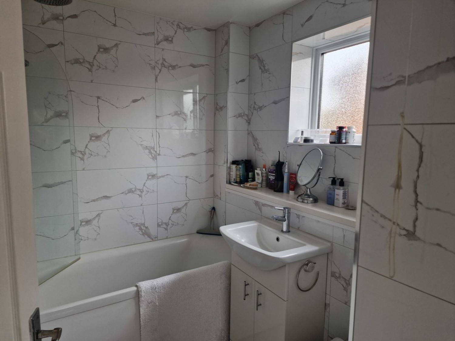 3 bedroom House for Letting Wentworth Road, Thame