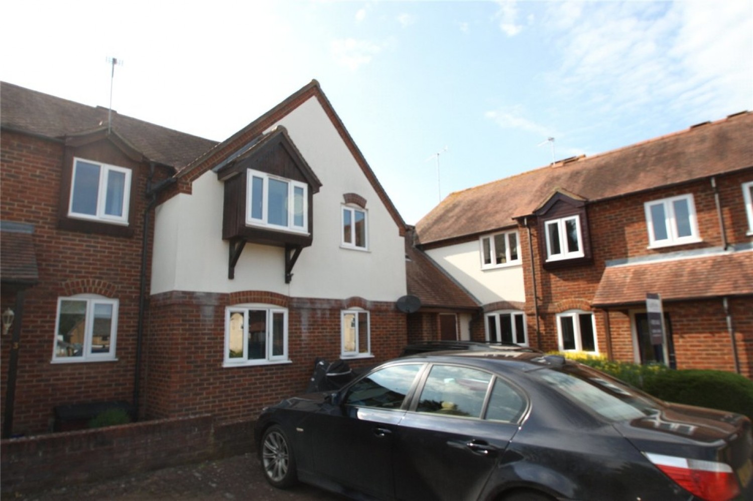 Friday Court, Thame