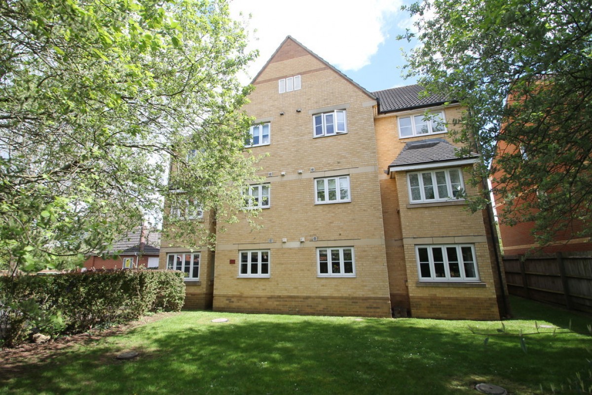 East Field Close, Headington
