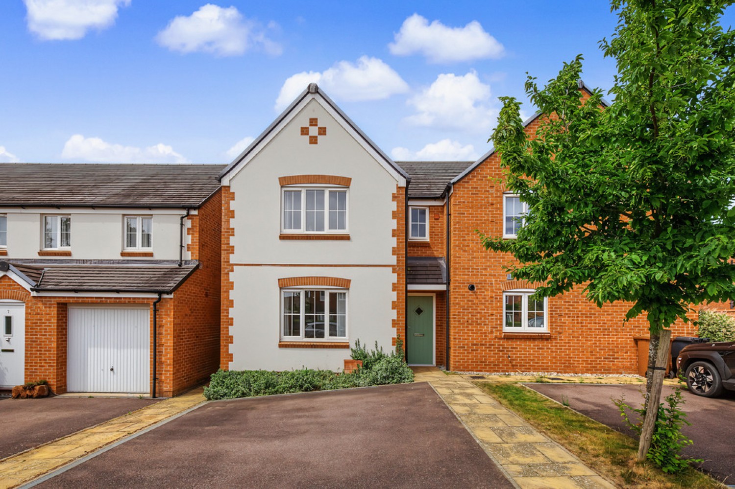 3 bedroom House for Sale Robin Gibb Road, Thame