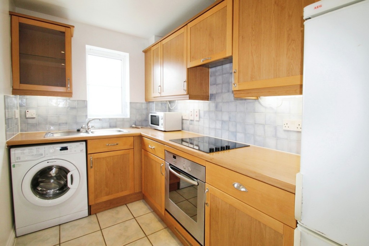 1 bedroom Flat for Letting Rowland Hill Court, Osney Lane