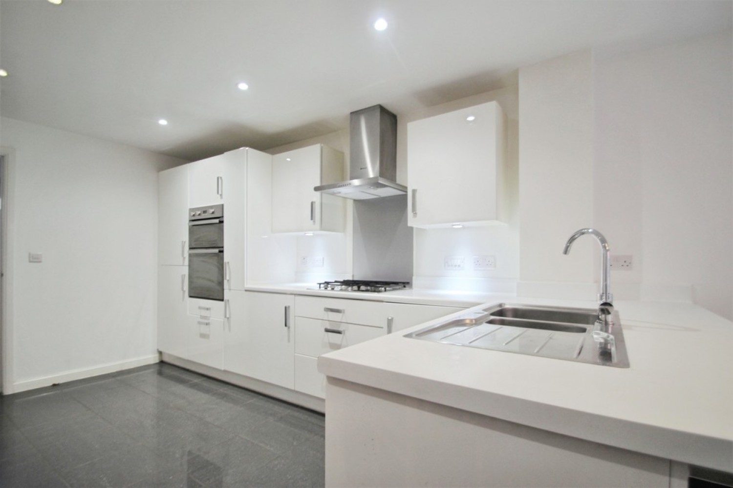4 bedroom House for Letting Turner Drive, Botley