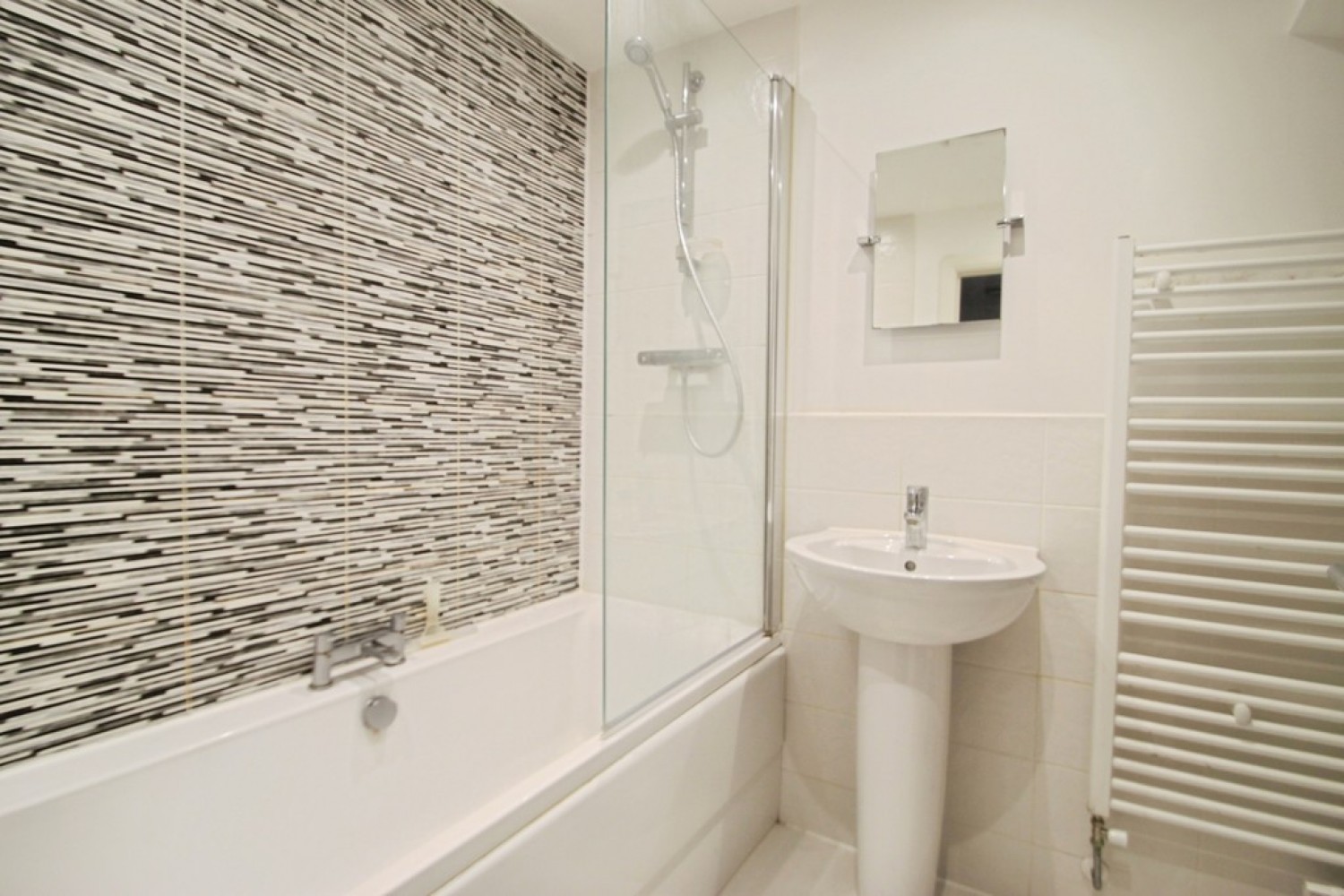 4 bedroom House for Letting Turner Drive, Botley
