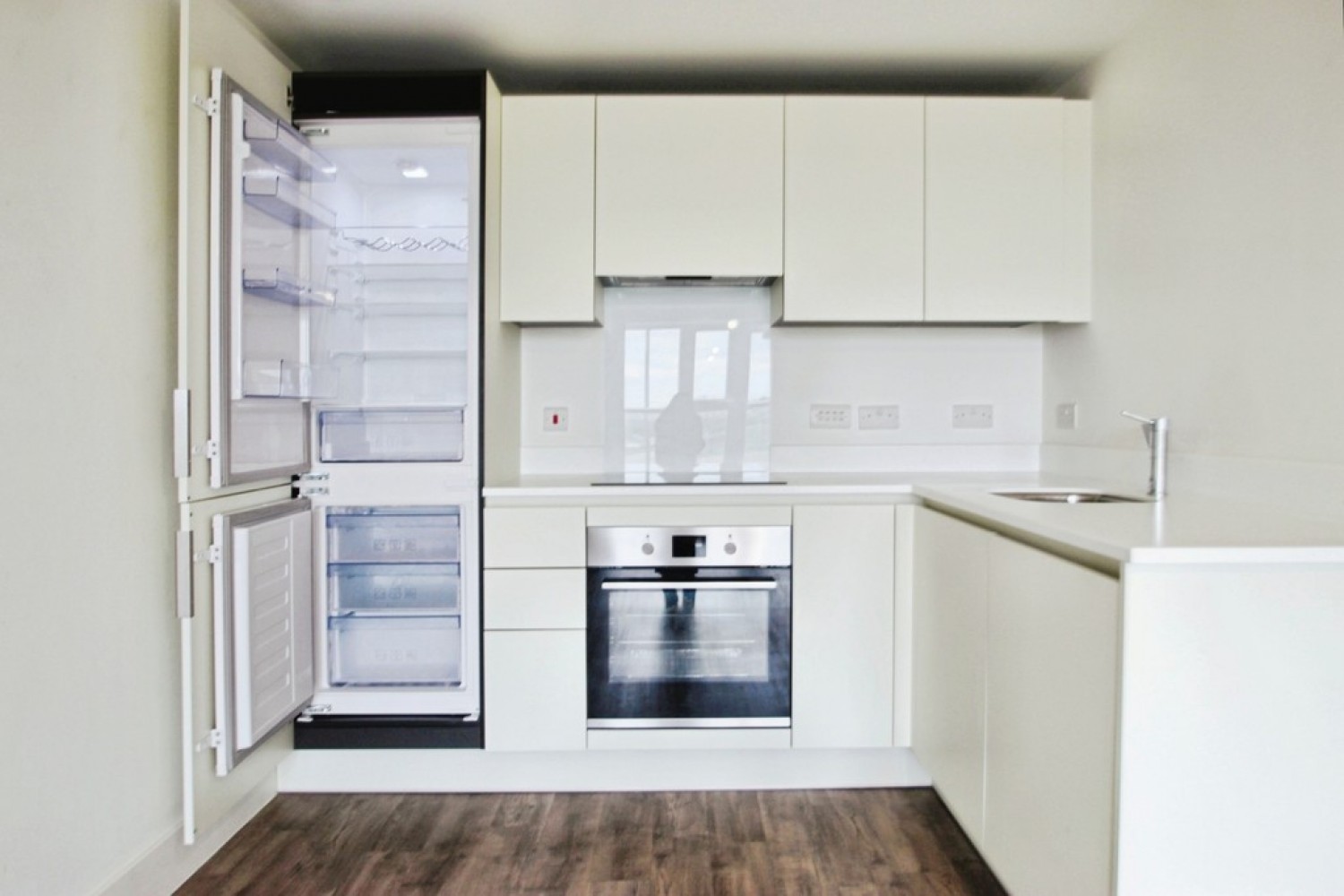 1 bedroom Flat for Letting Trinity House North, Anniversary Avenue West