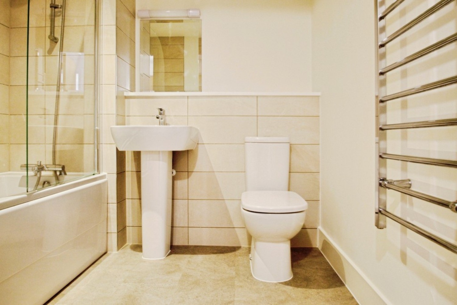 1 bedroom Flat for Letting Trinity House North, Anniversary Avenue West