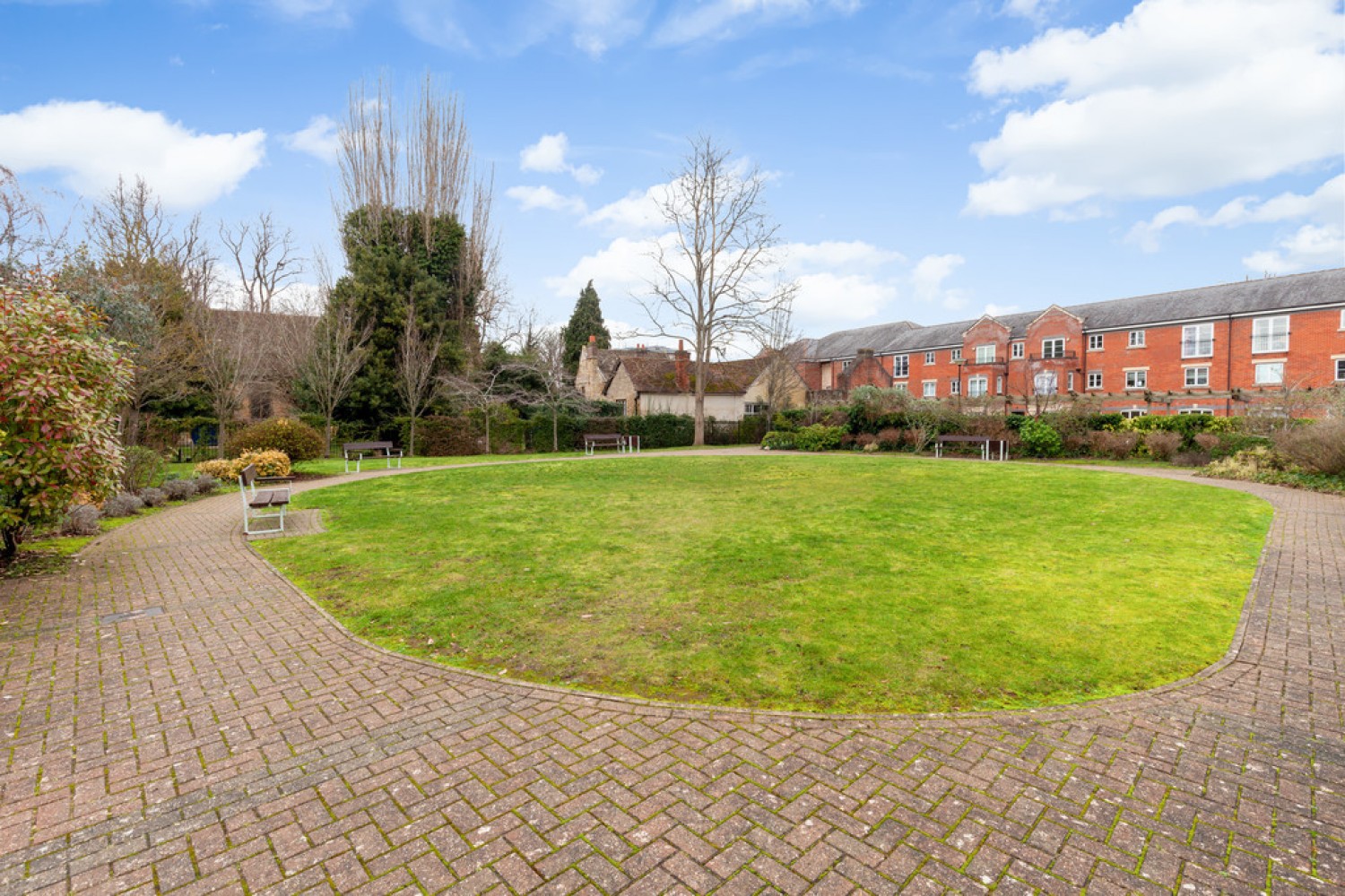 Rowland Hill Court, Osney Lane