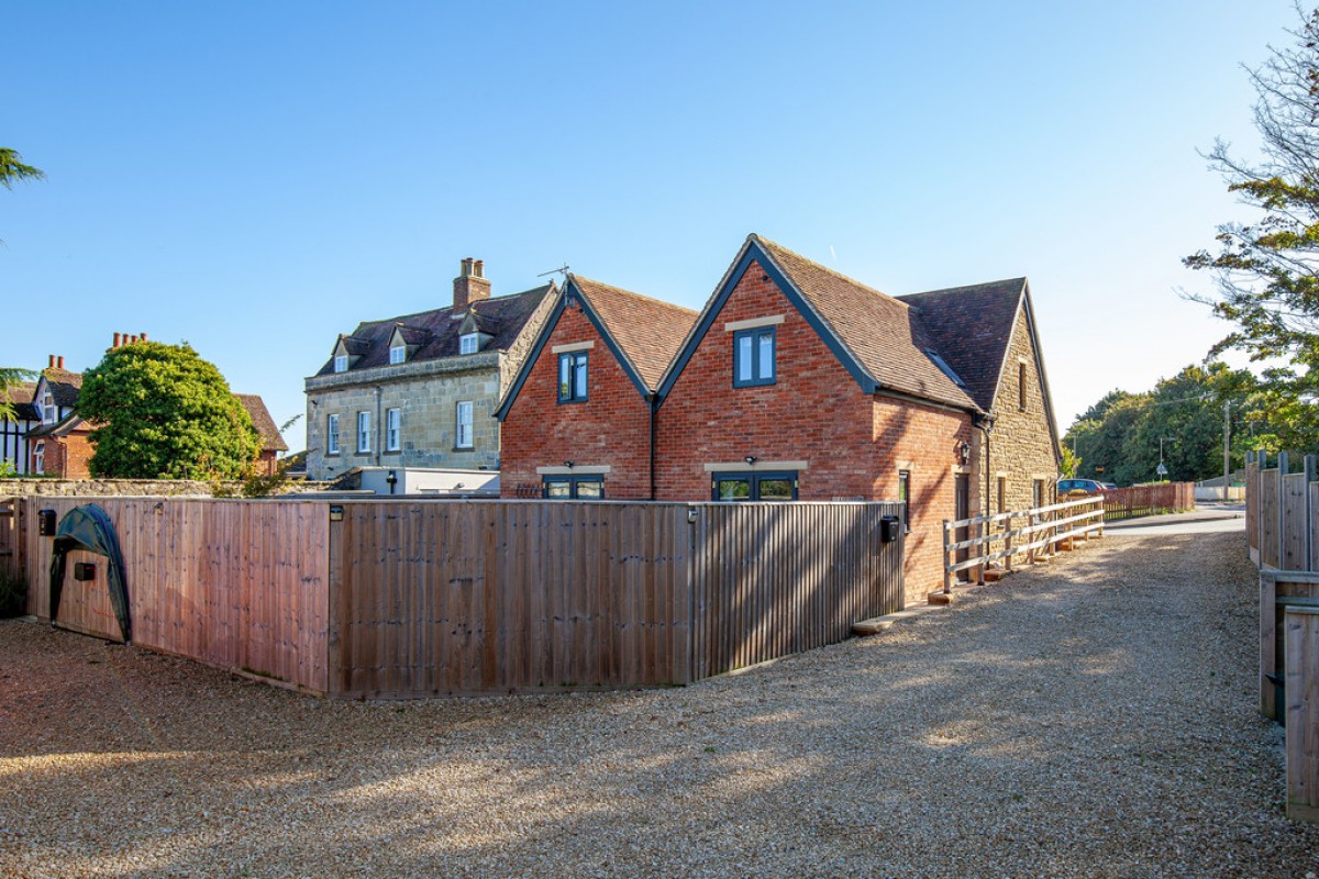 Barton Village Road, Headington