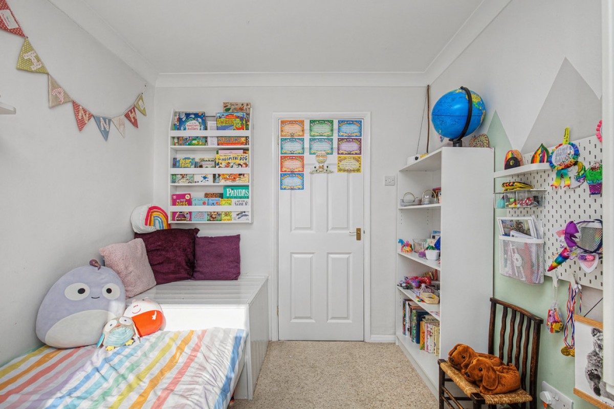 Kidlington Road, Islip