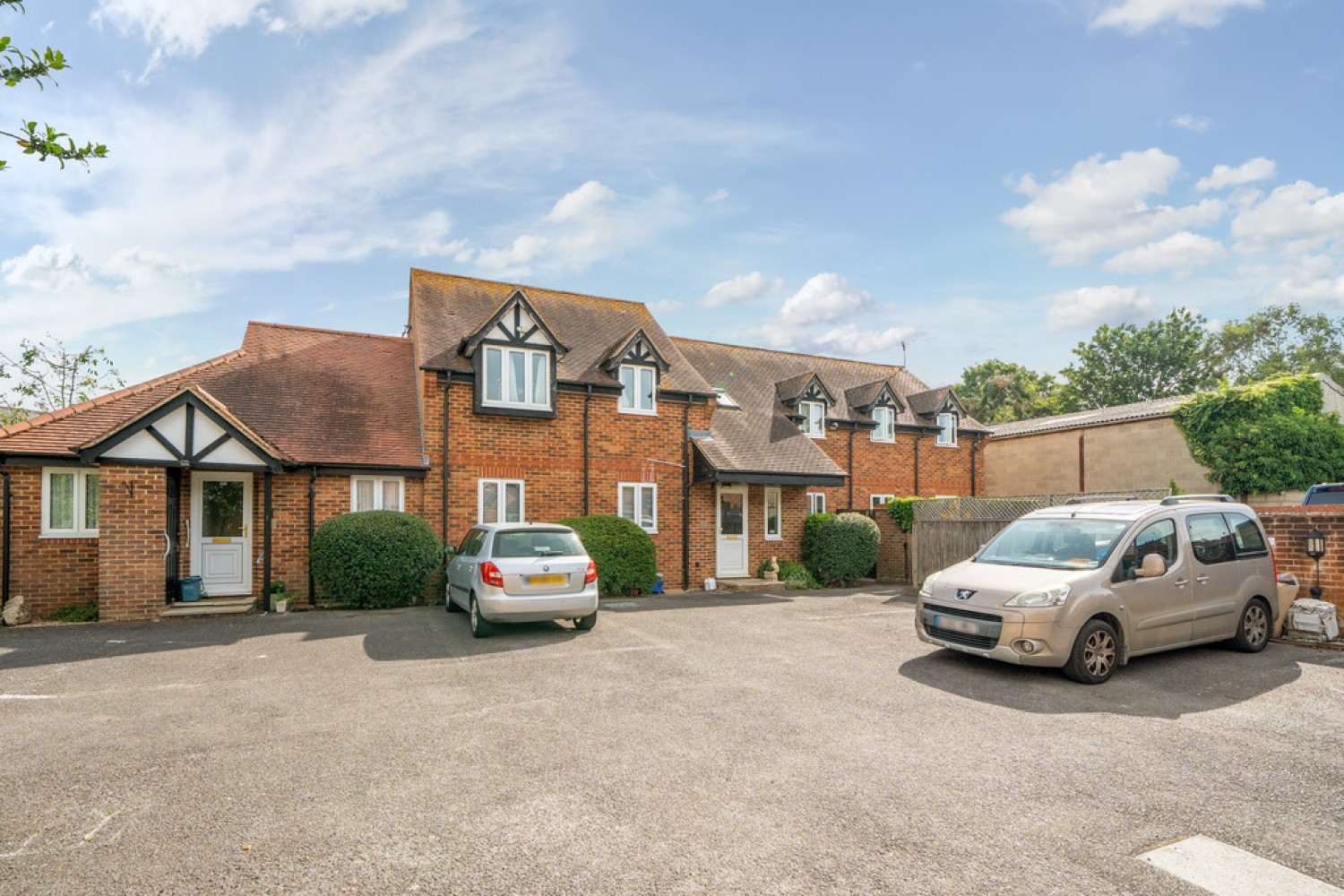 Park Court, Thame, Oxfordshire