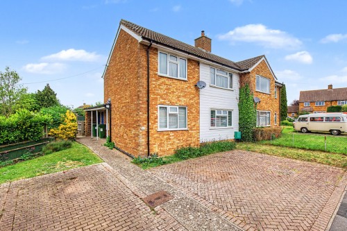 Giffard Way, Long Crendon