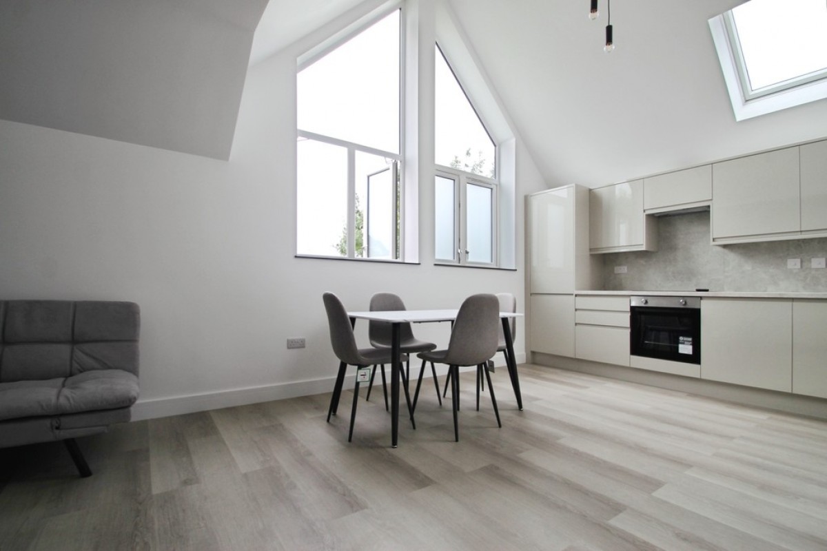Conifer Close, Botley