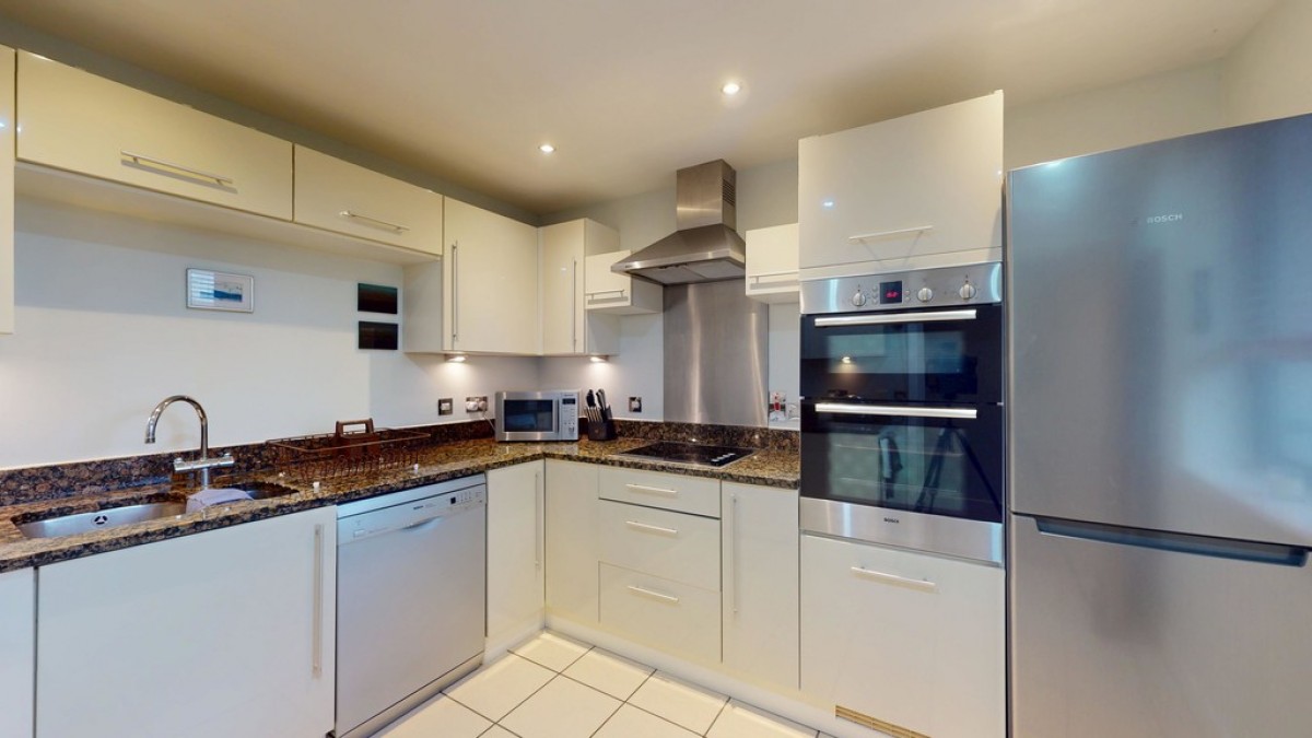 Empress Court, Woodins Way