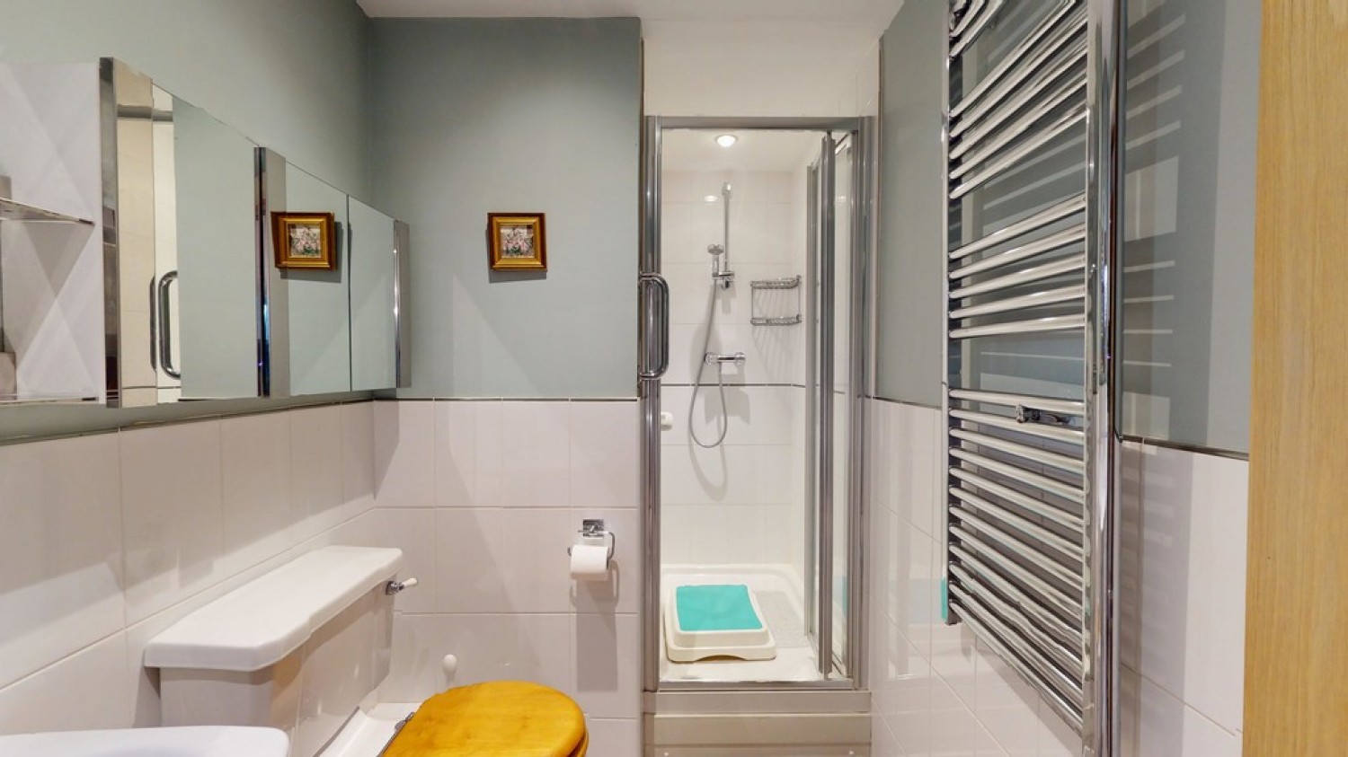 3 bedroom Flat for Letting Empress Court, Woodins Way