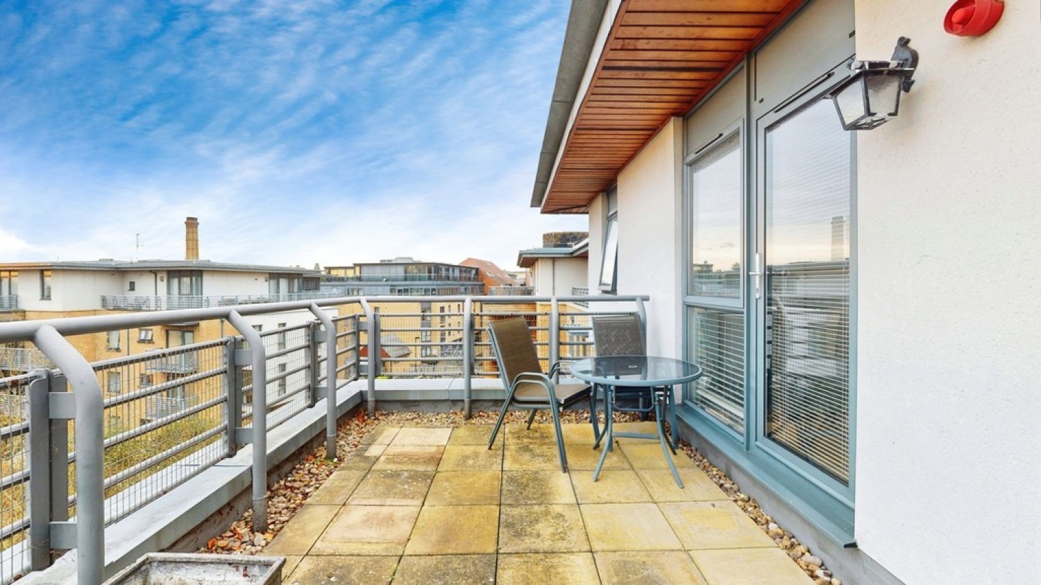 3 bedroom Flat for Letting Empress Court, Woodins Way