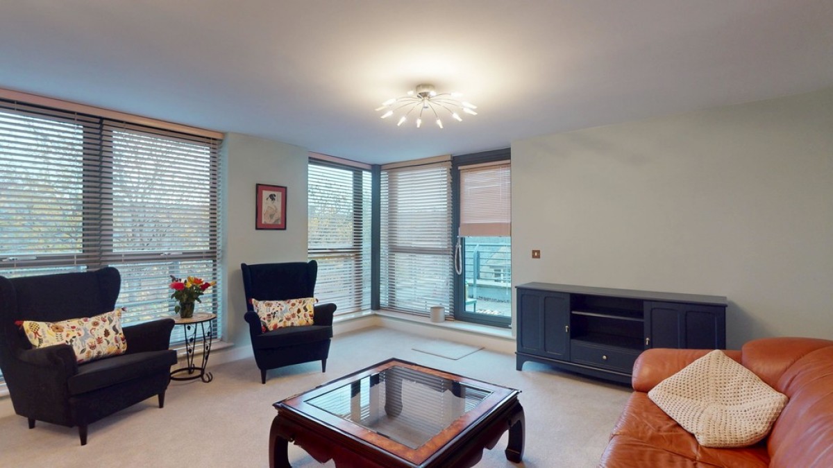 Empress Court, Woodins Way