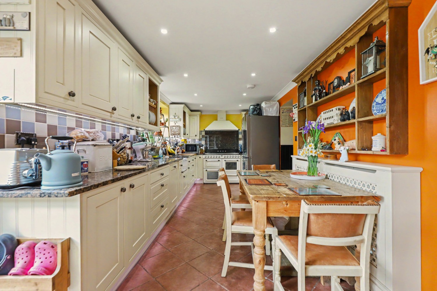 4 bedroom House for Sale Greenwood Avenue, Chinnor