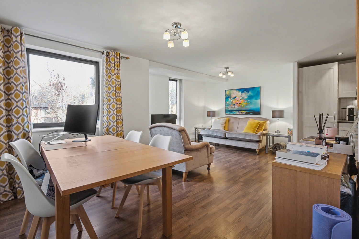 Empress Court, Woodins Way