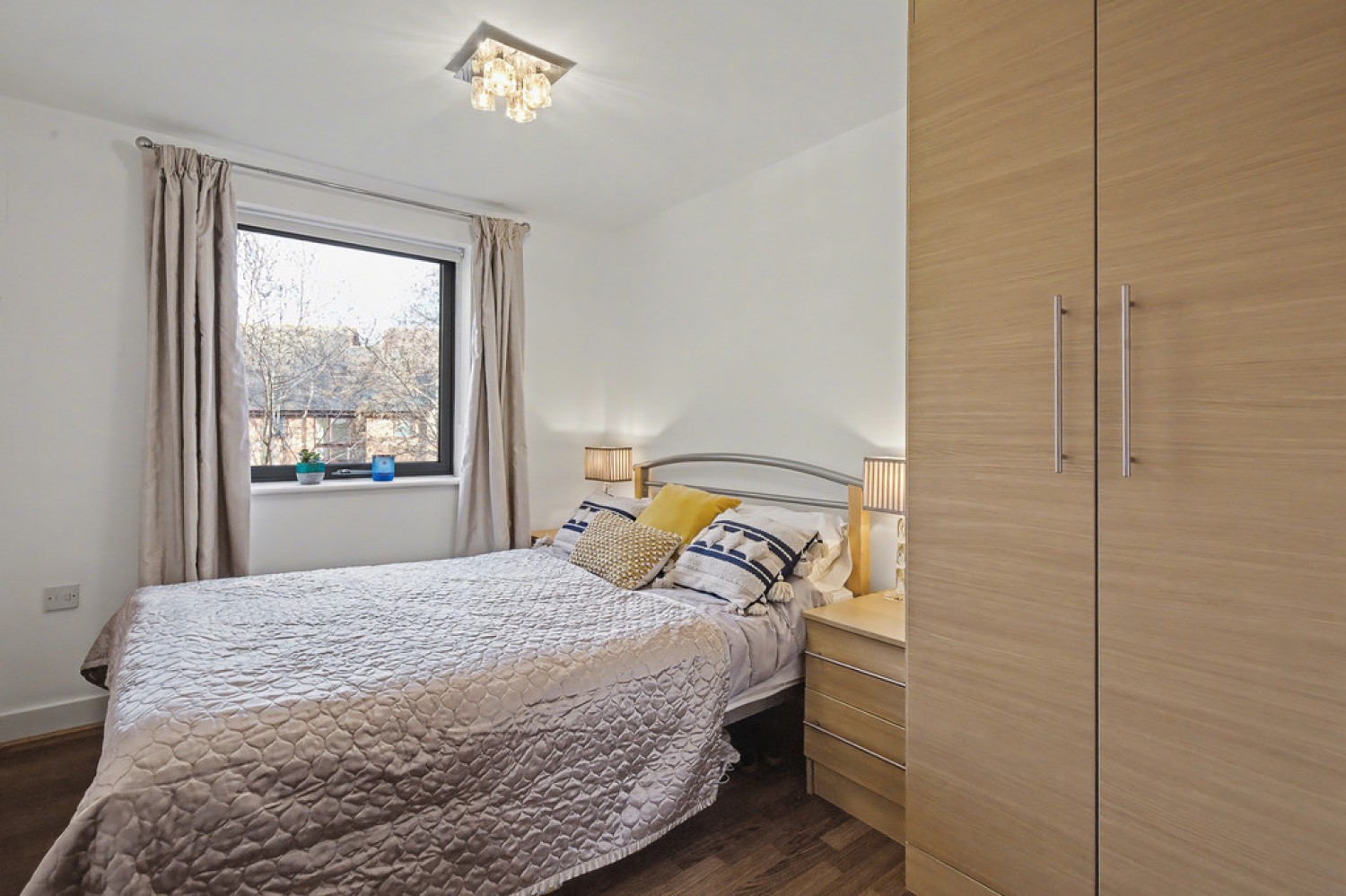 Empress Court, Woodins Way