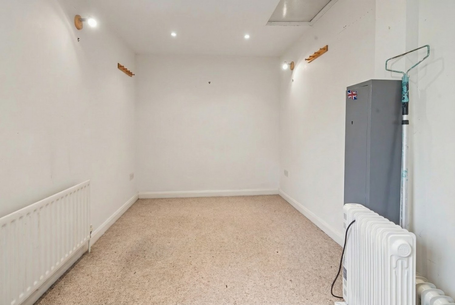 2 bedroom House for Sale Columbine Gardens, Greater Leys