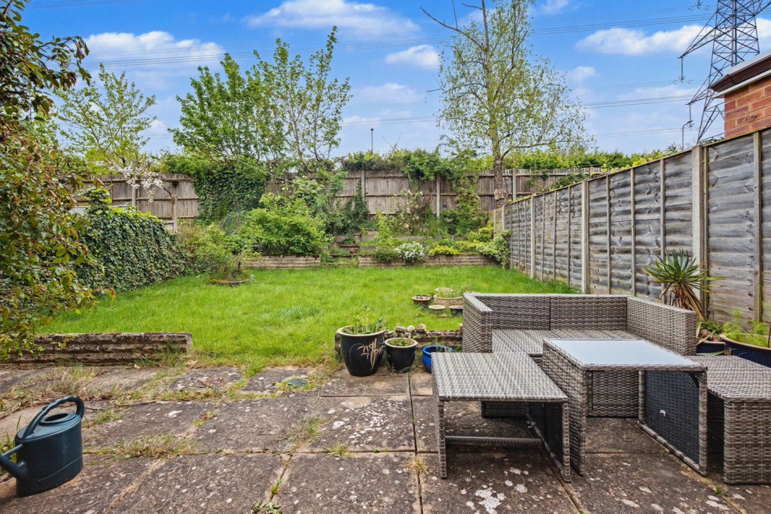 2 bedroom House for Sale Columbine Gardens, Greater Leys