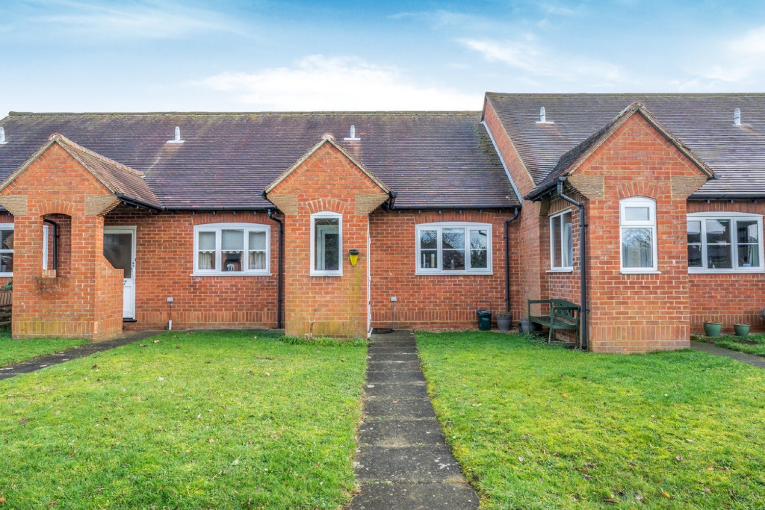1 bedroom Bungalow in Orchard Close, Thame