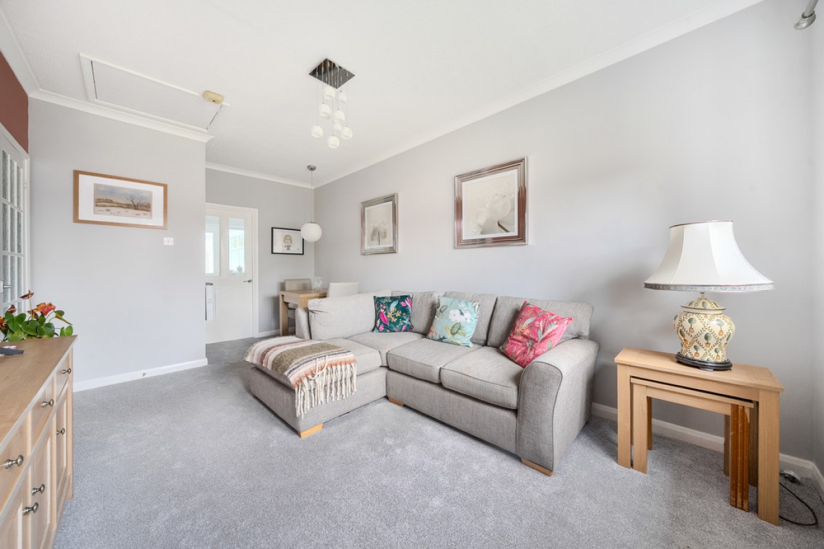 Orchard Close, Thame