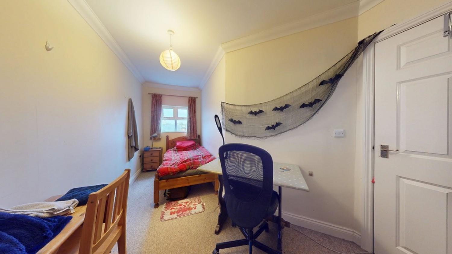 3 bedroom Flat in Venneit Close, Oxford