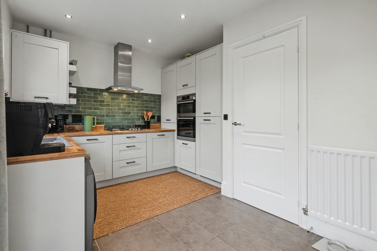 2 bedroom House in Further Wore, Radley