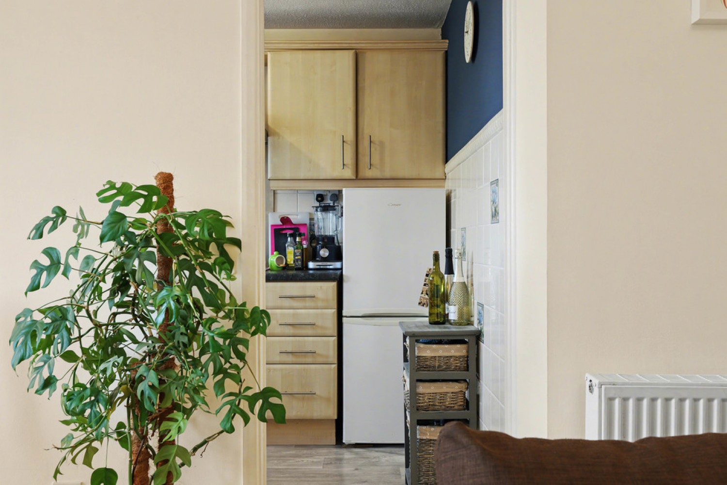 2 bedroom Flat for Sale Berkeley Road, Thame