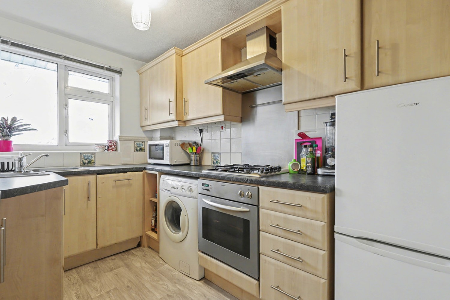 2 bedroom Flat for Sale Berkeley Road, Thame