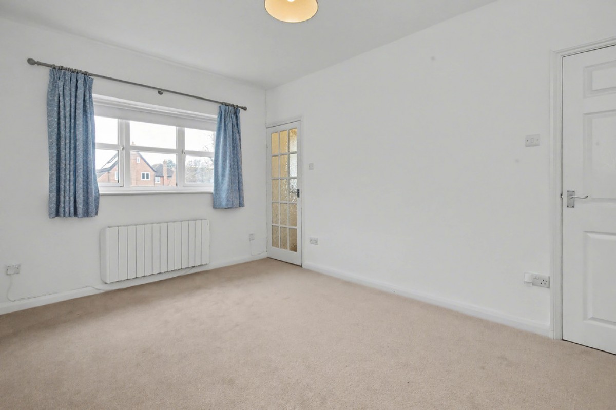 Orchard Close, Thame