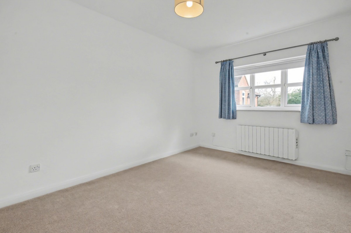 Orchard Close, Thame