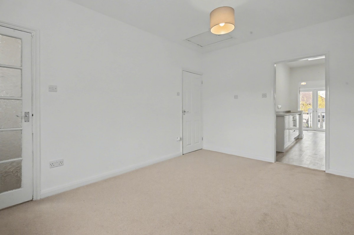 Orchard Close, Thame