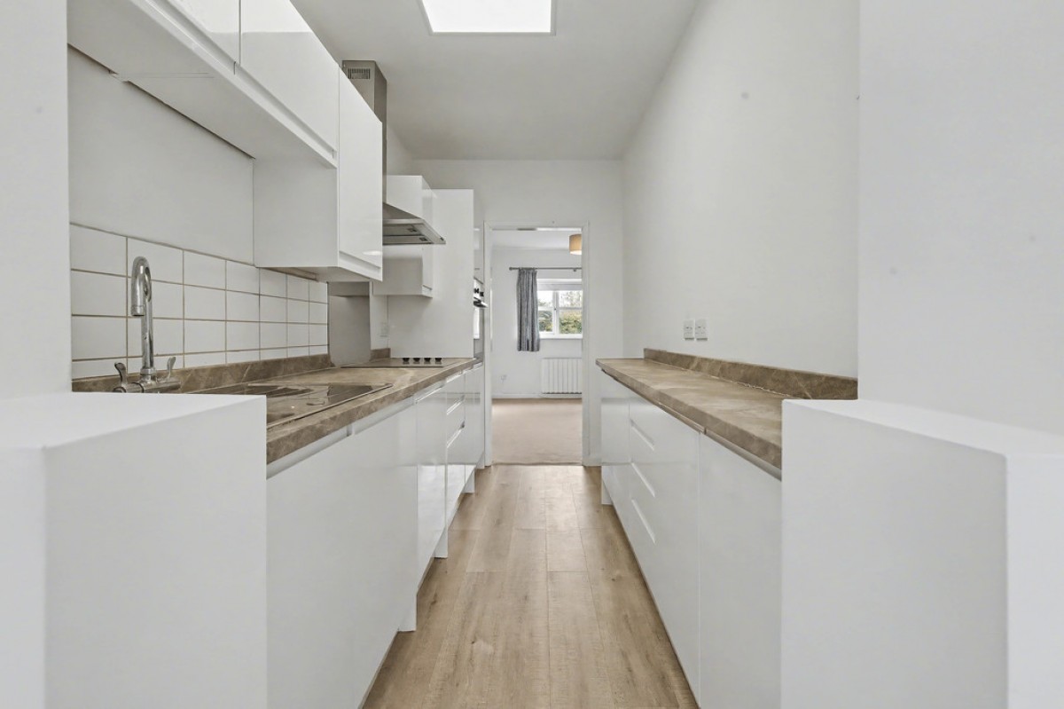 Orchard Close, Thame