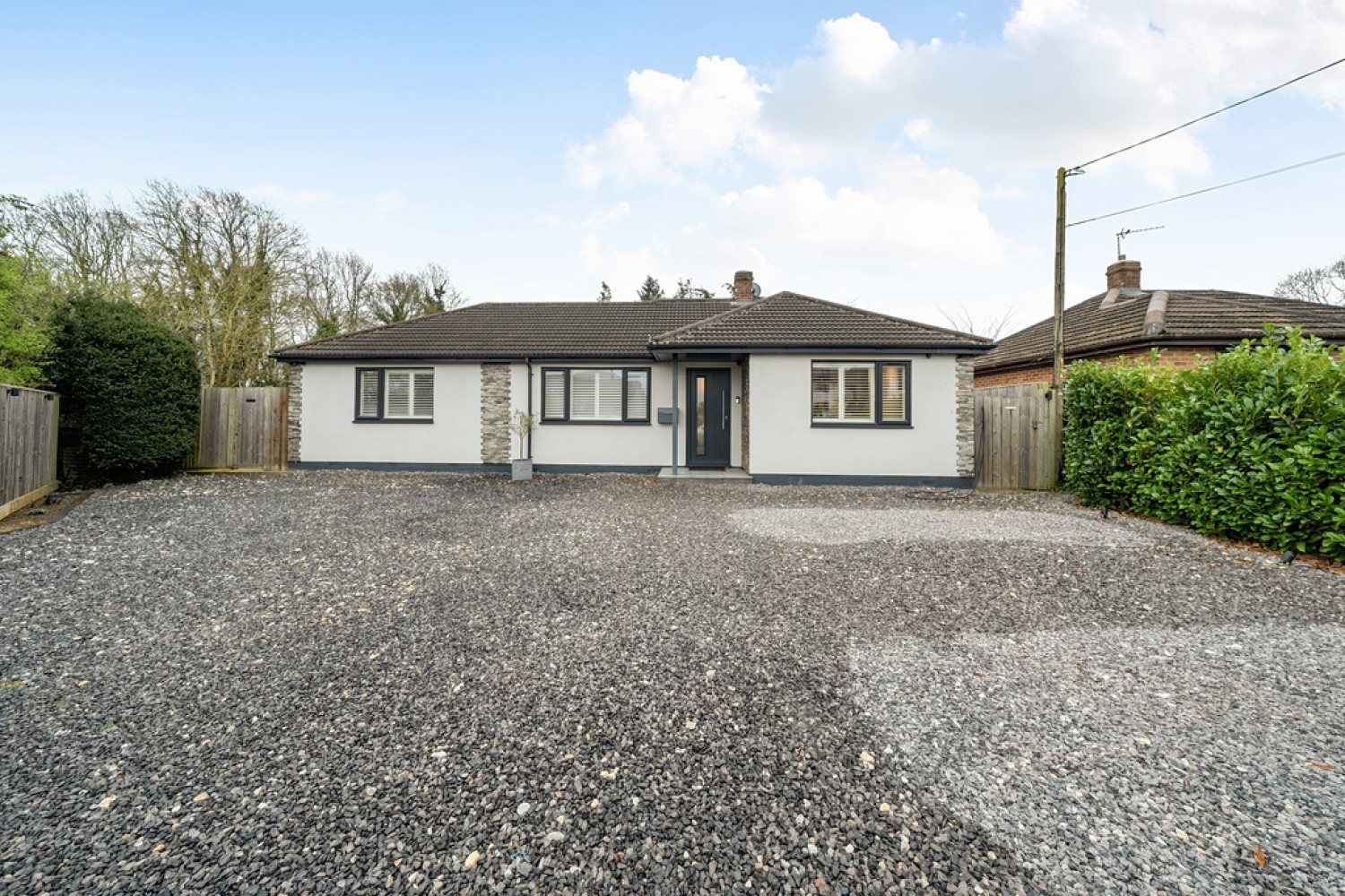 3 bedroom Bungalow for Sale Sandy Lane Estate, Tiddington