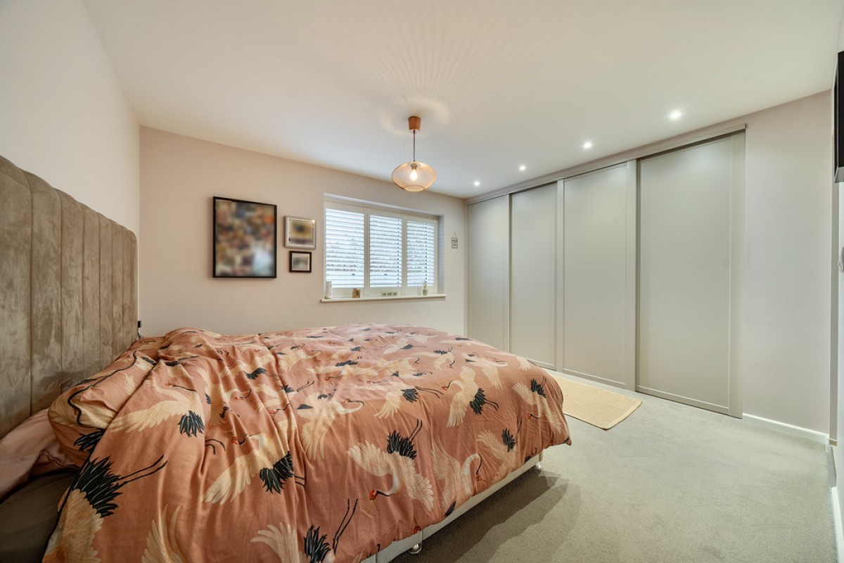 Sandy Lane Estate, Tiddington