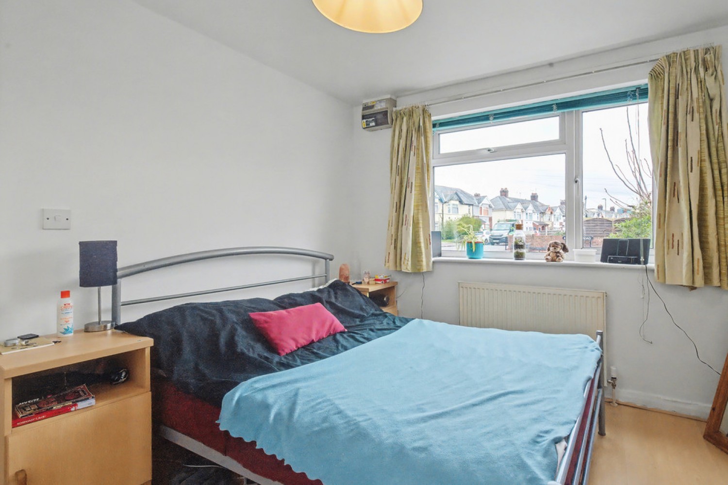 3 bedroom House for Sale Frederick Road, Cowley