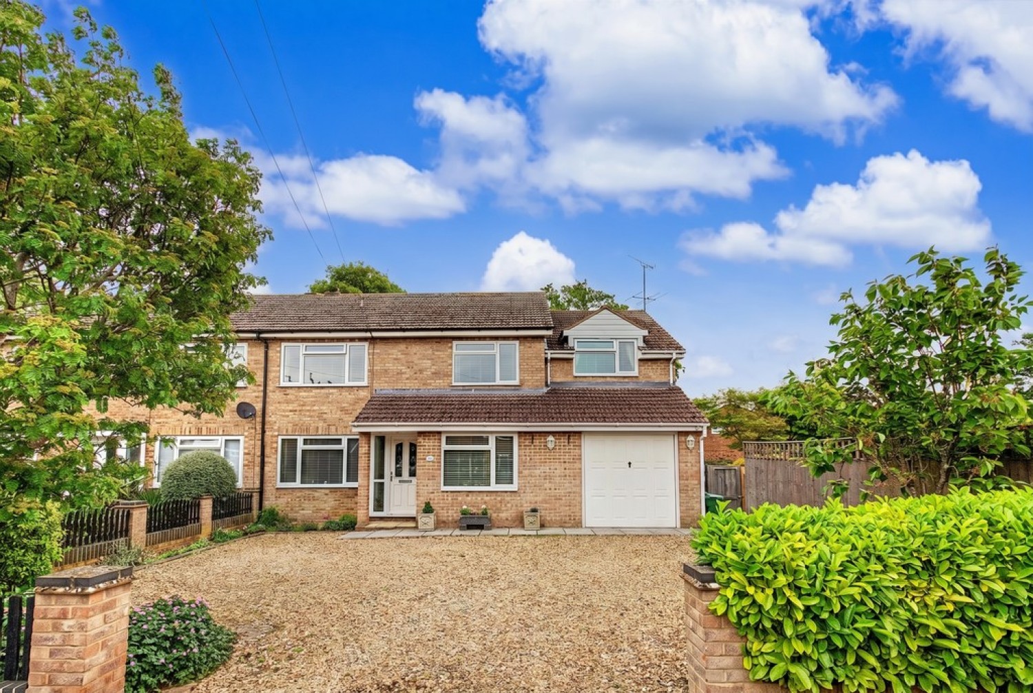 4 bedroom House for Sale Ludsden Grove, Thame, Oxfordshire