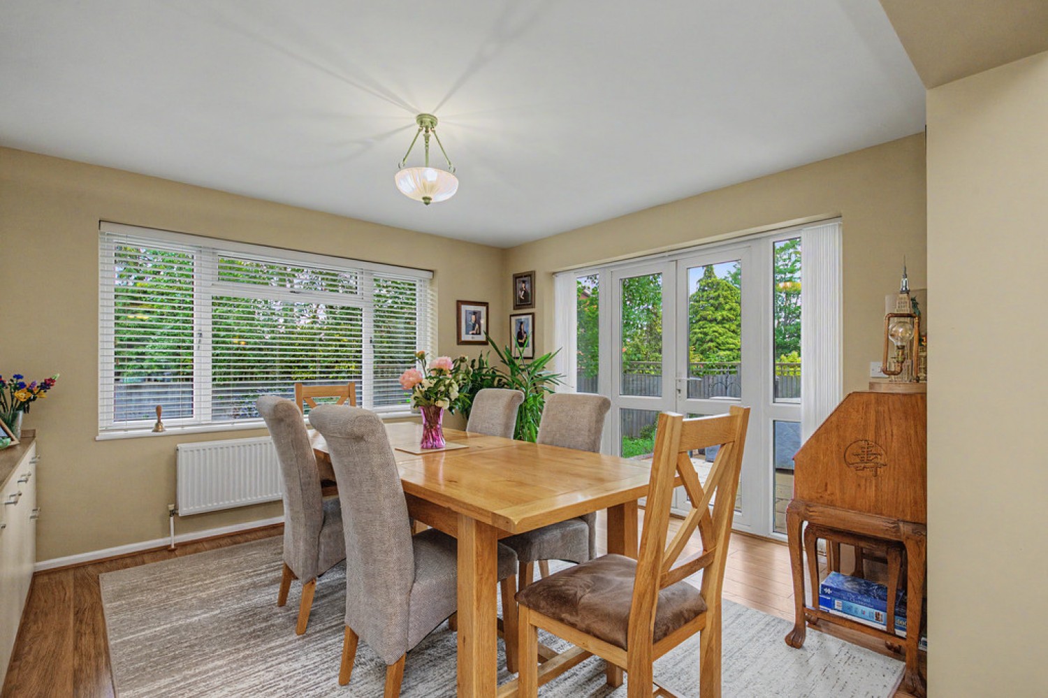 4 bedroom House for Sale Ludsden Grove, Thame, Oxfordshire