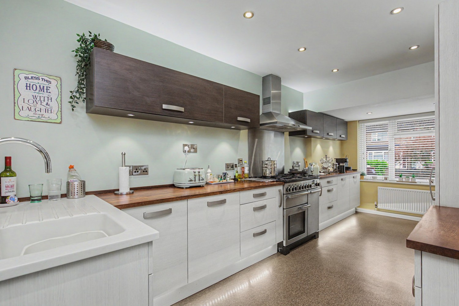 4 bedroom House for Sale Ludsden Grove, Thame, Oxfordshire