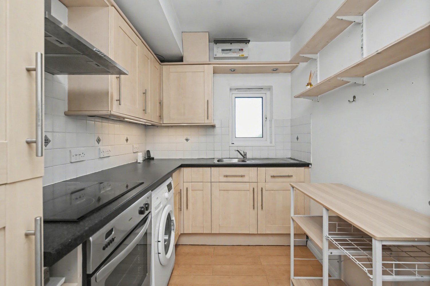 2 bedroom Flat for Sale Middle Way, Chinnor