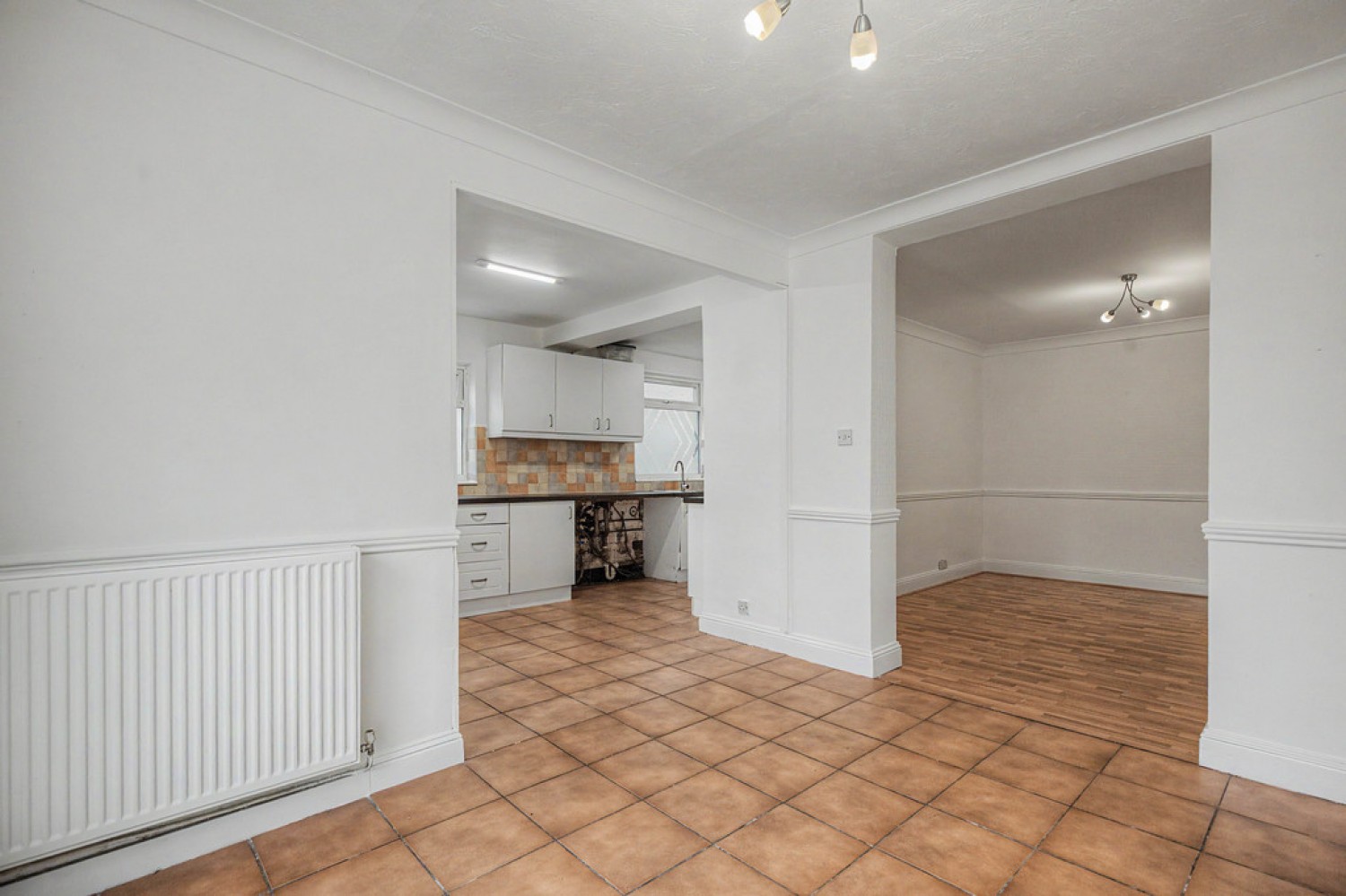 4 bedroom House for Sale Fern Hill Road, Cowley
