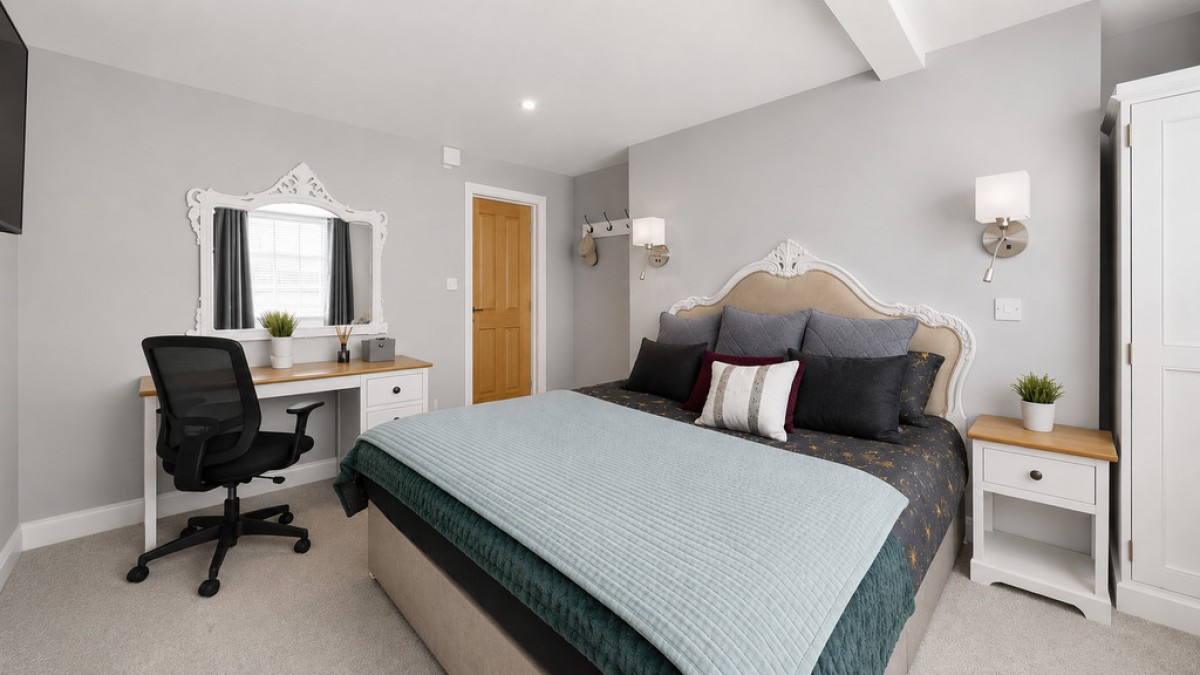 Kings End, Bicester