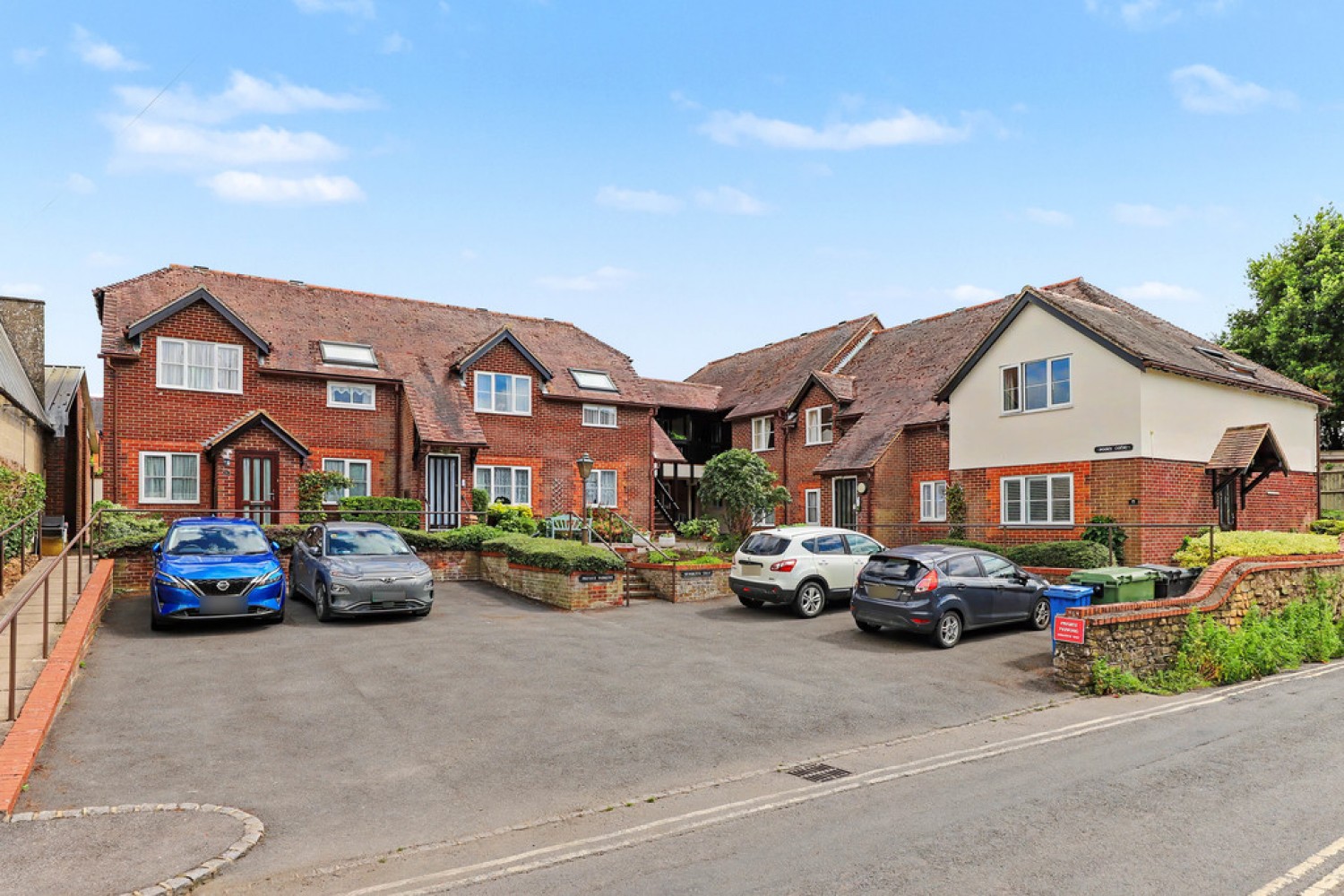 2 bedroom Flat for Sale Rooks Lane, Thame