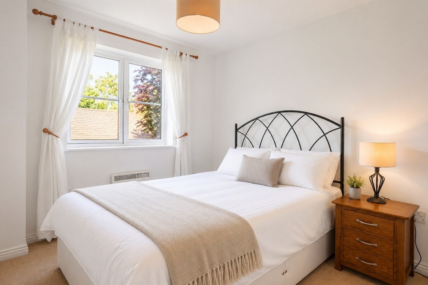 2 bedroom Flat for Sale Rowland Hill Court, Osney Lane